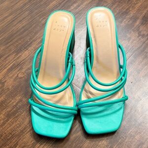 A New Day Women's Vibrant Green Strappy Heels